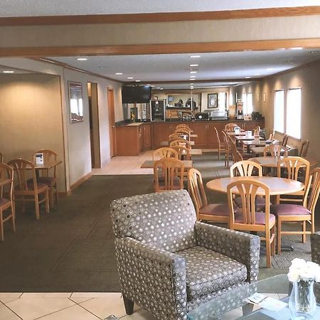 Quality Inn & Suites Milwaukee Eksteriør bilde