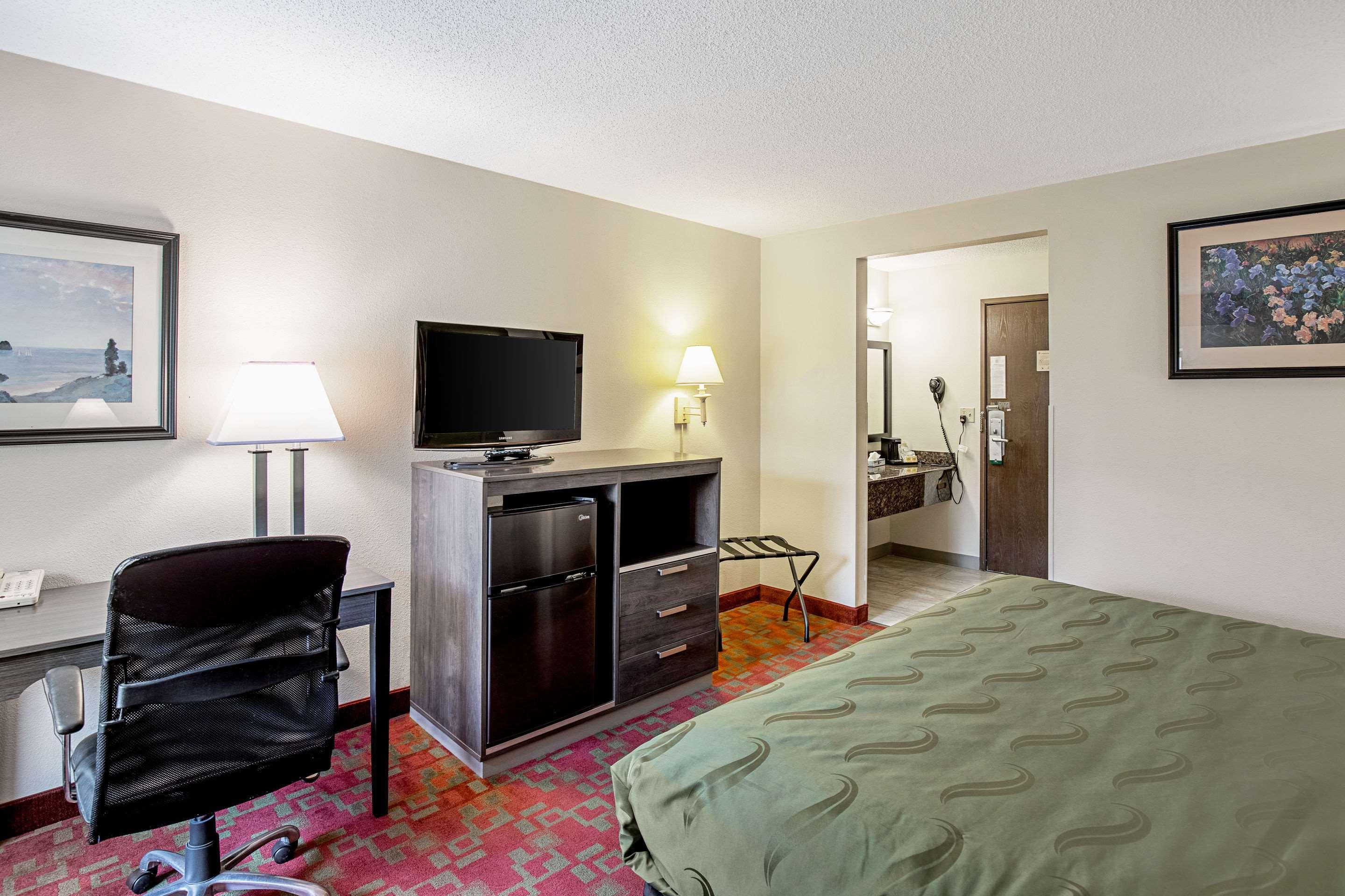 Quality Inn & Suites Milwaukee Eksteriør bilde