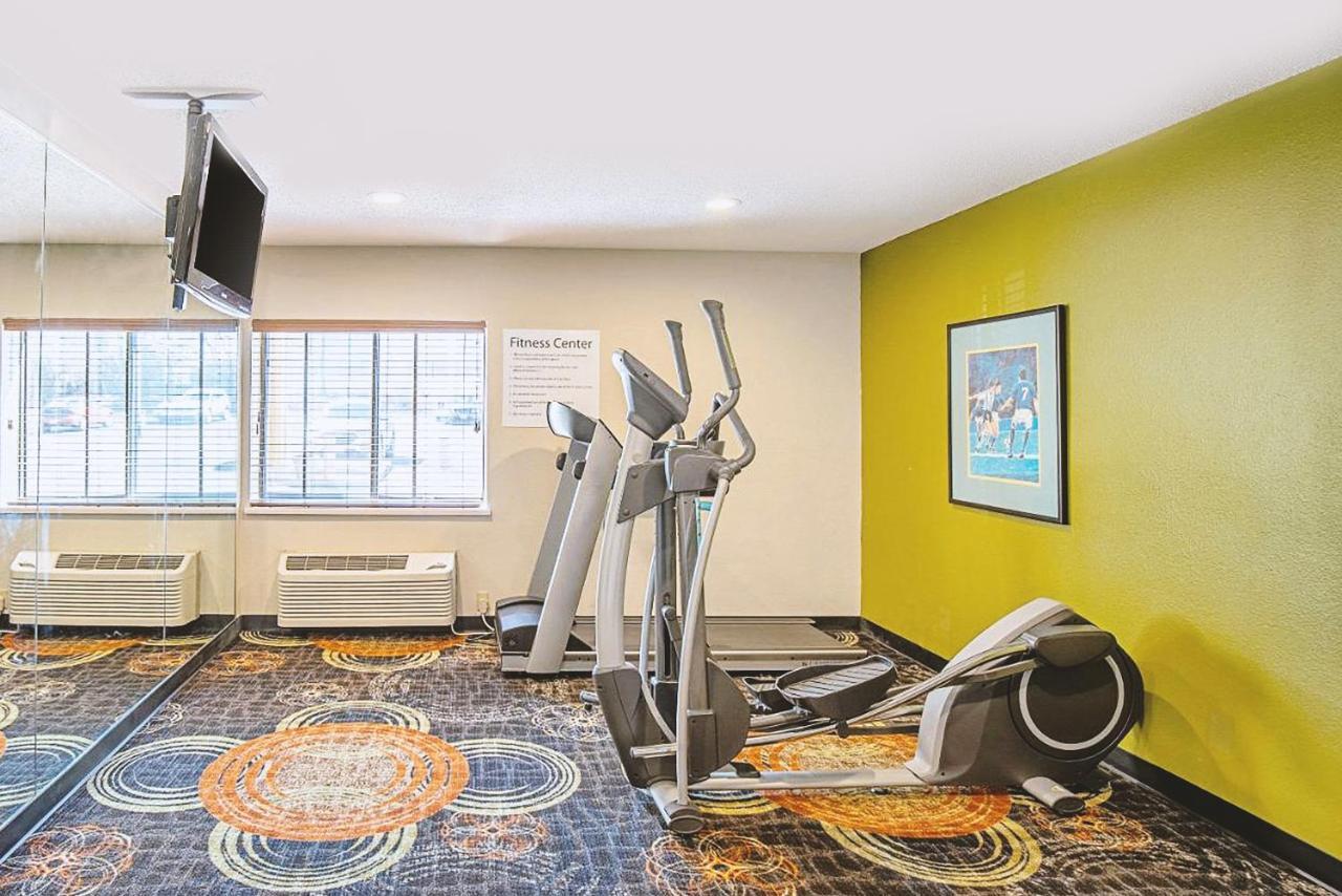 Quality Inn & Suites Milwaukee Eksteriør bilde