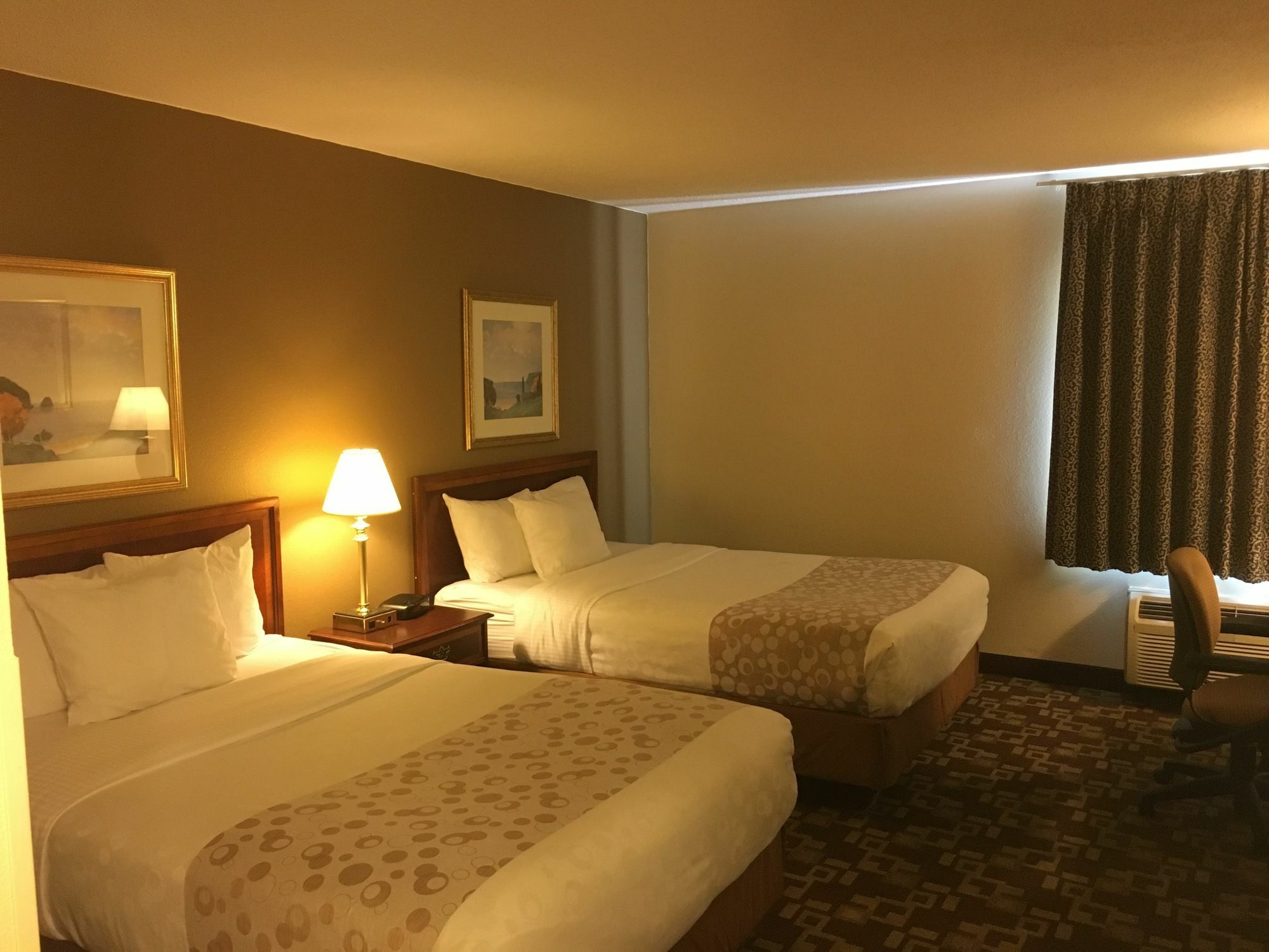 Quality Inn & Suites Milwaukee Eksteriør bilde